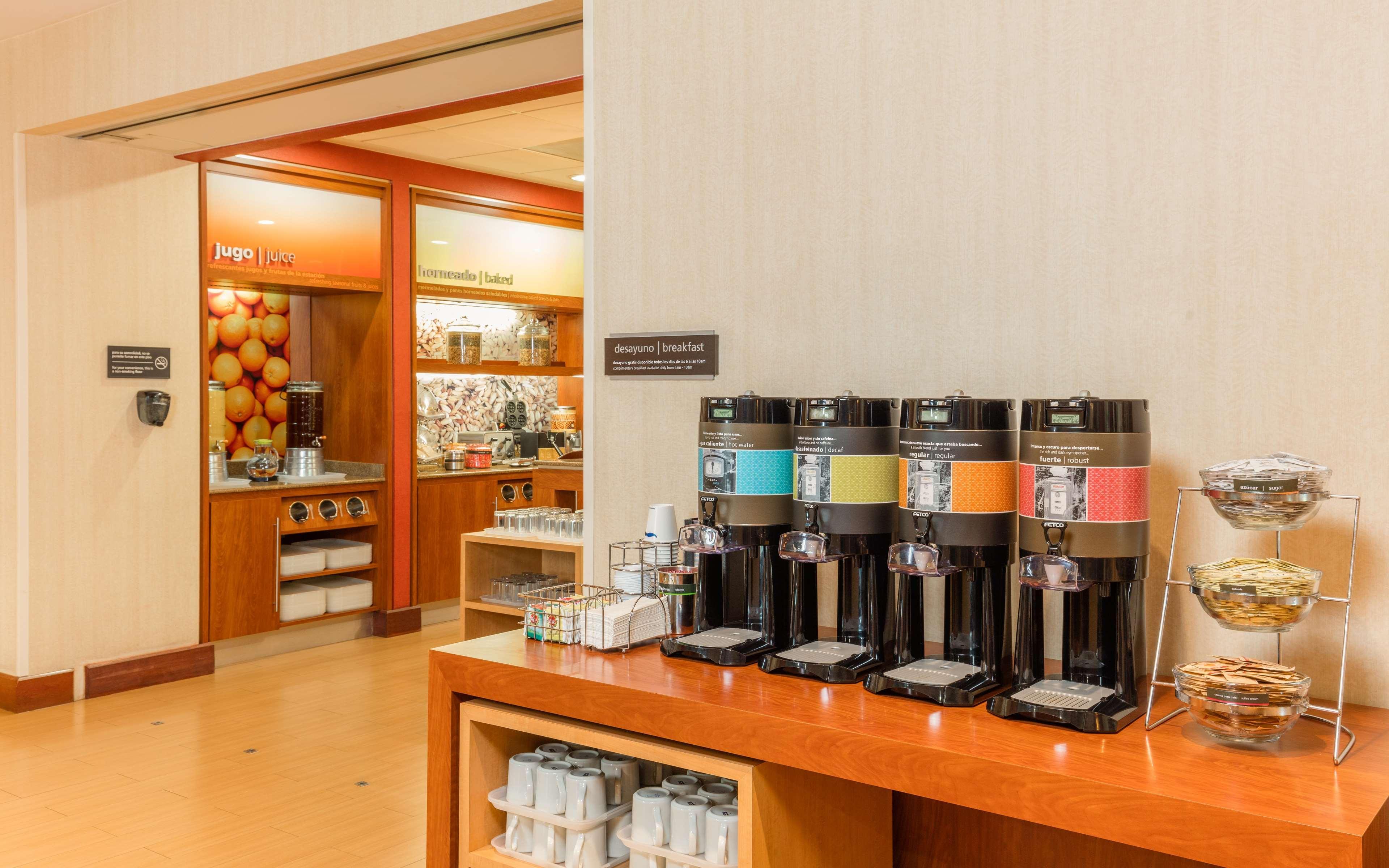 Hampton By Hilton Queretaro Tecnologico Hotel Екстериор снимка