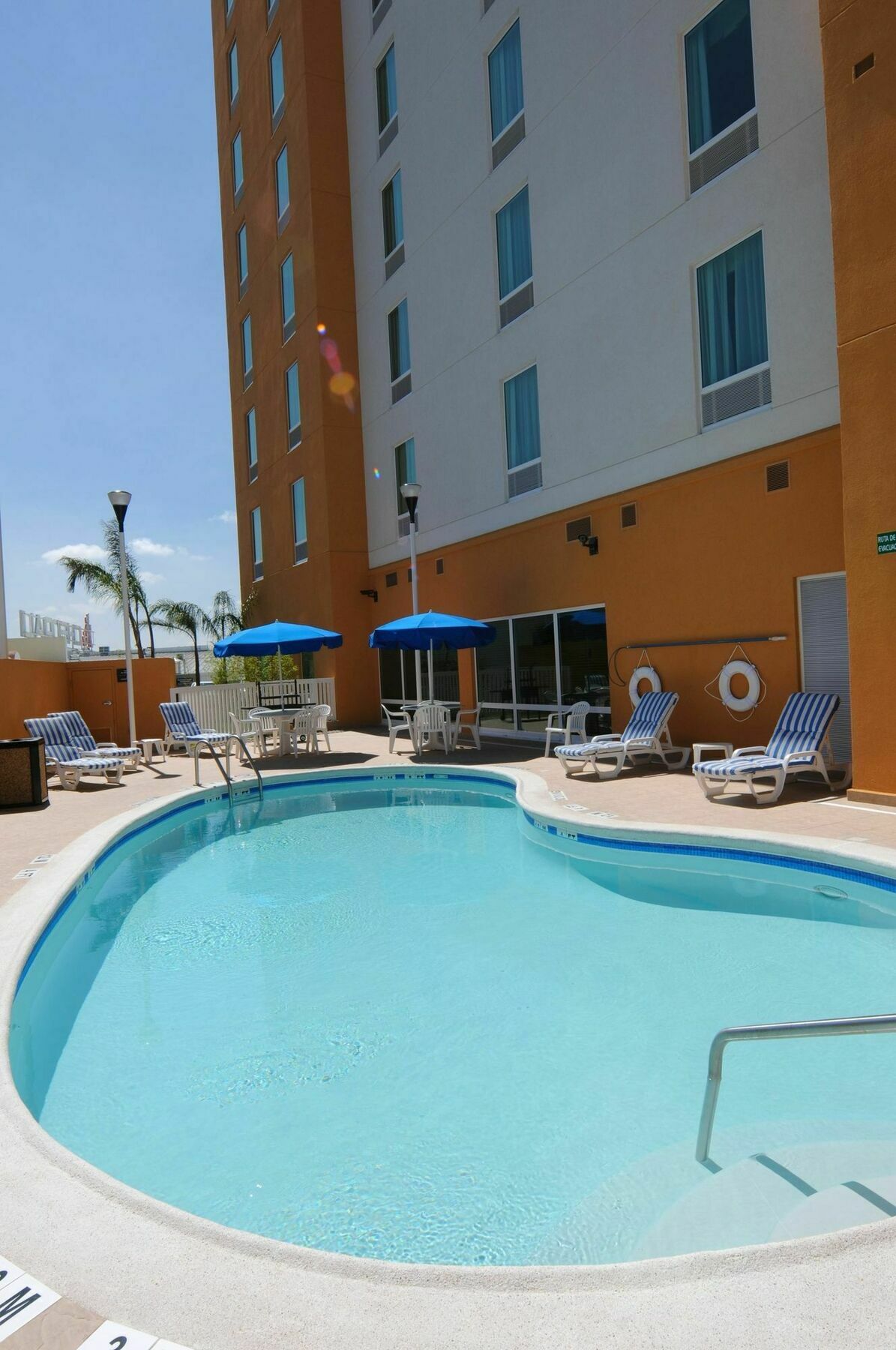 Hampton By Hilton Queretaro Tecnologico Hotel Съоръжения снимка
